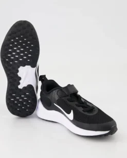 Nike Revolution 7 Sneaker in Schwarz
