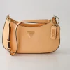 Noelle Top Zip Shoulder Bag Umhängetasche in Orange