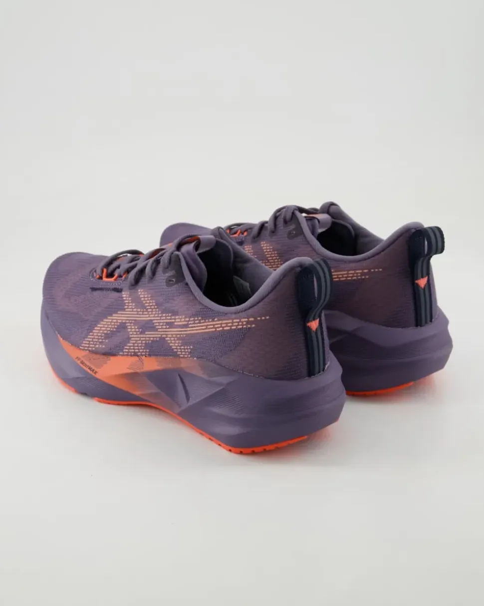 Novablast 5 Sportschuhe in Lila