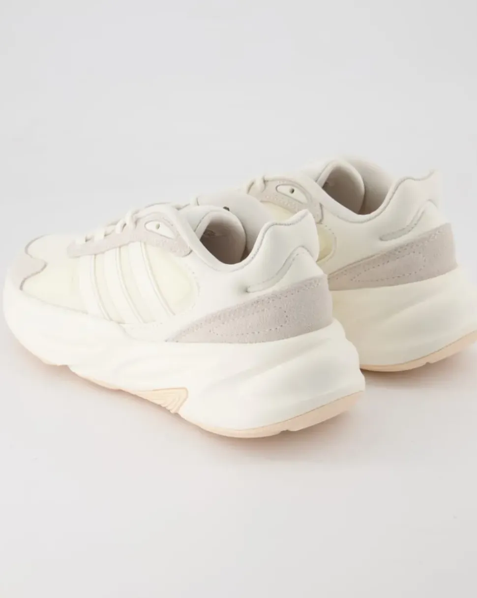 OZELLE Sneaker in Weiß