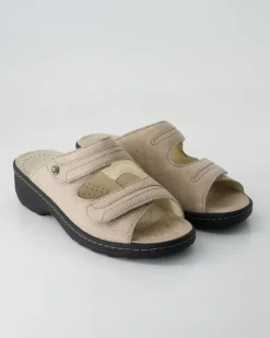236023-03 Pantoletten in Beige