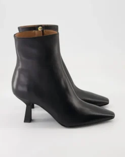 P01723N Stiefeletten in Schwarz