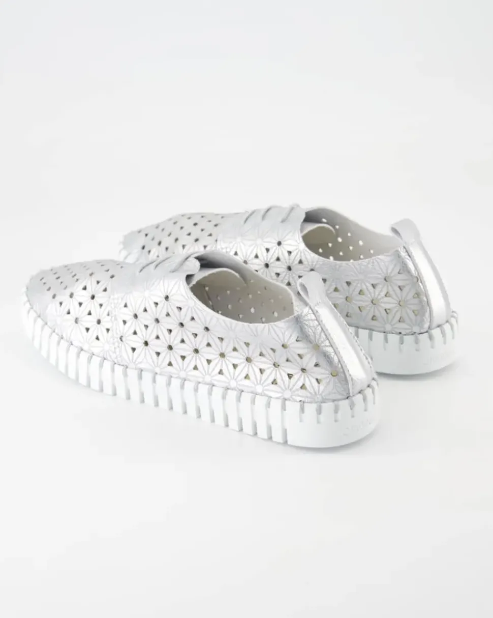 Poppy Sneaker in Silber