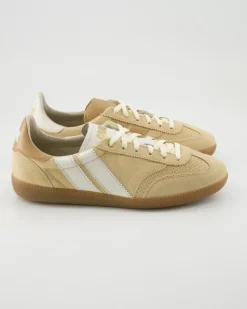 Pulse Sneaker in Beige