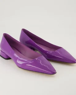 2507 Pumps in Lila