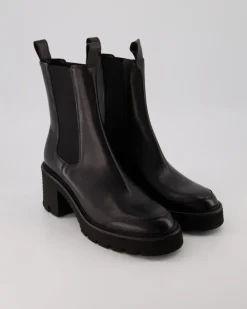 PUNCH Chelsea Boots in Schwarz