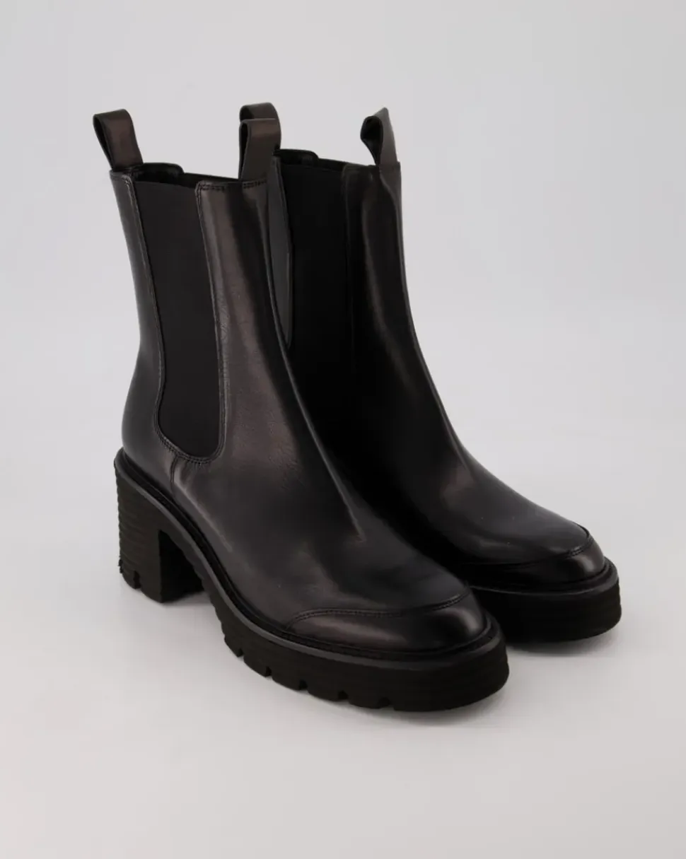 PUNCH Chelsea Boots in Schwarz