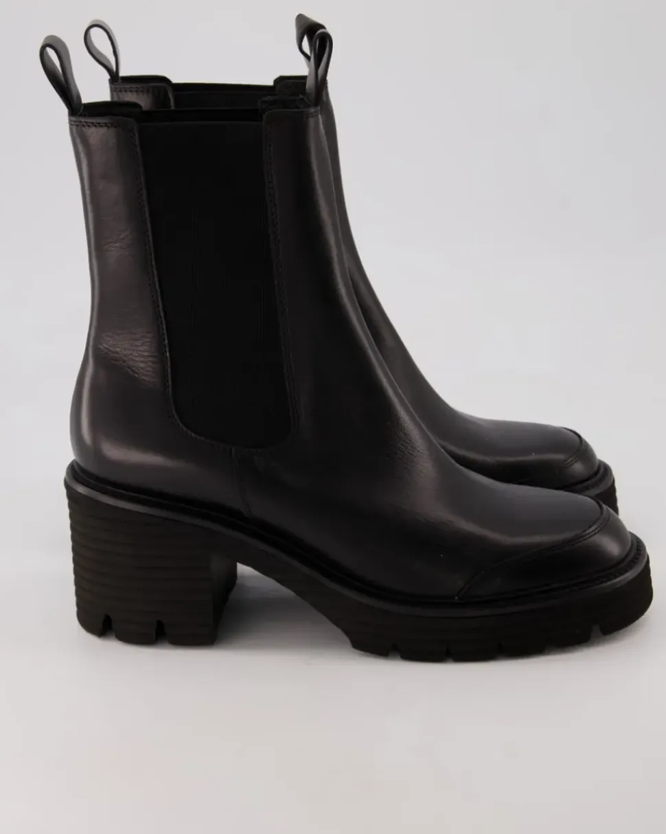 PUNCH Chelsea Boots in Schwarz