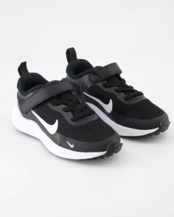 Revolution 7 Sneaker in Schwarz