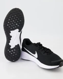 Revolution 7 Sportschuhe in Schwarz