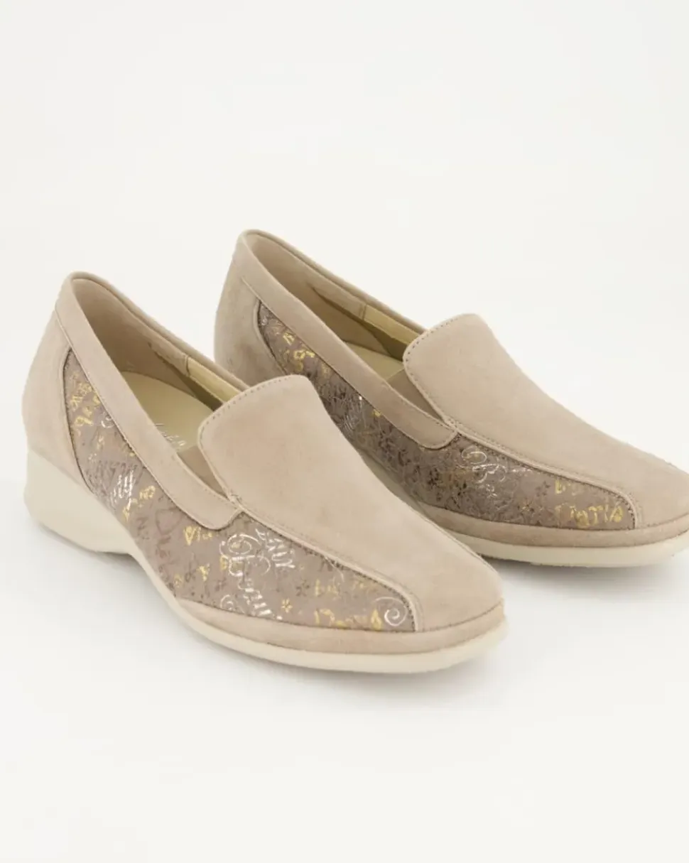 Ria Slipper in Beige