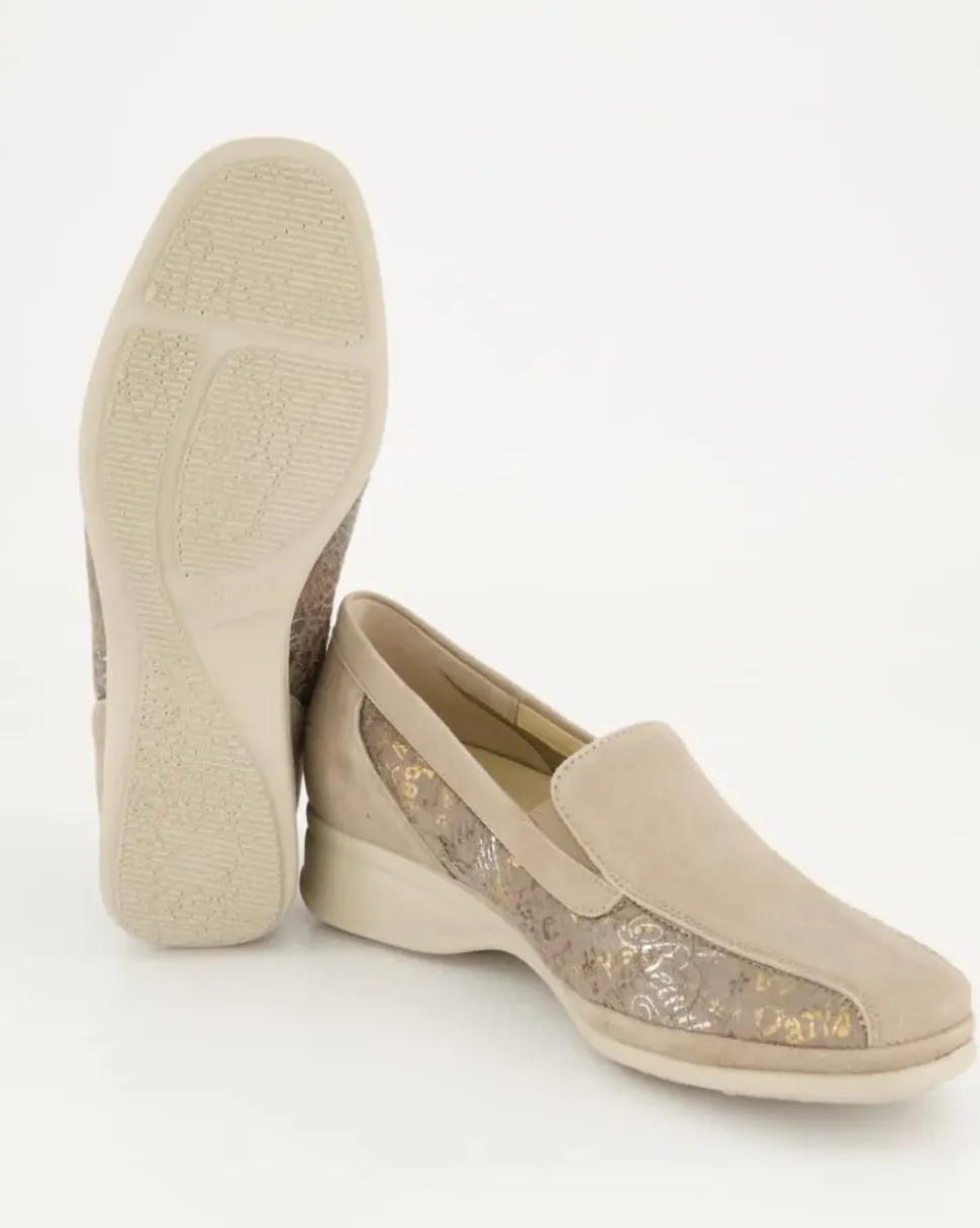 Ria Slipper in Beige