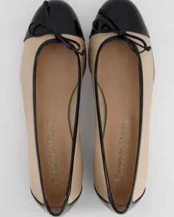 Roon Ballerinas in Beige