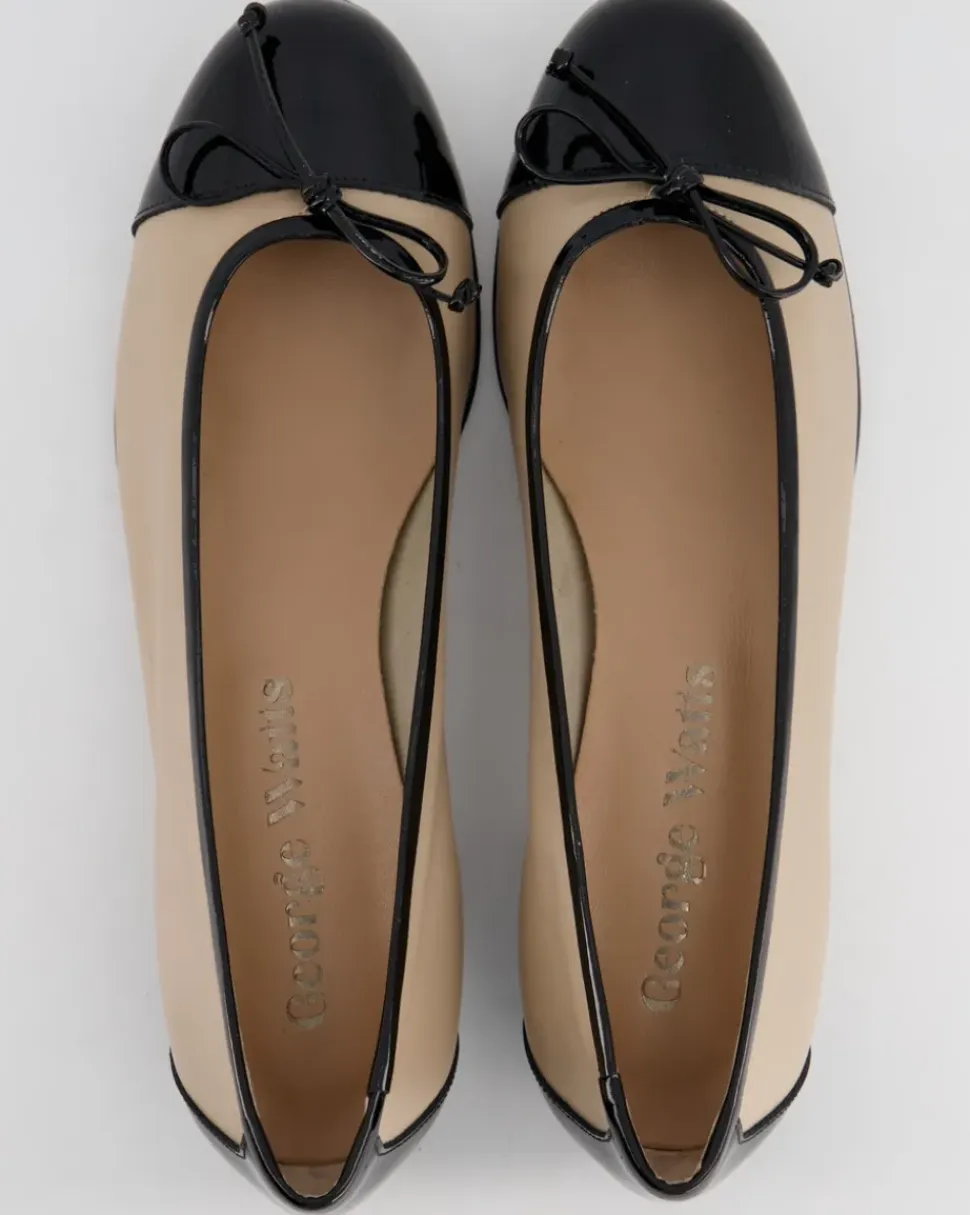 Roon Ballerinas in Beige