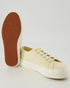 2740 Schnürschuhe in Beige