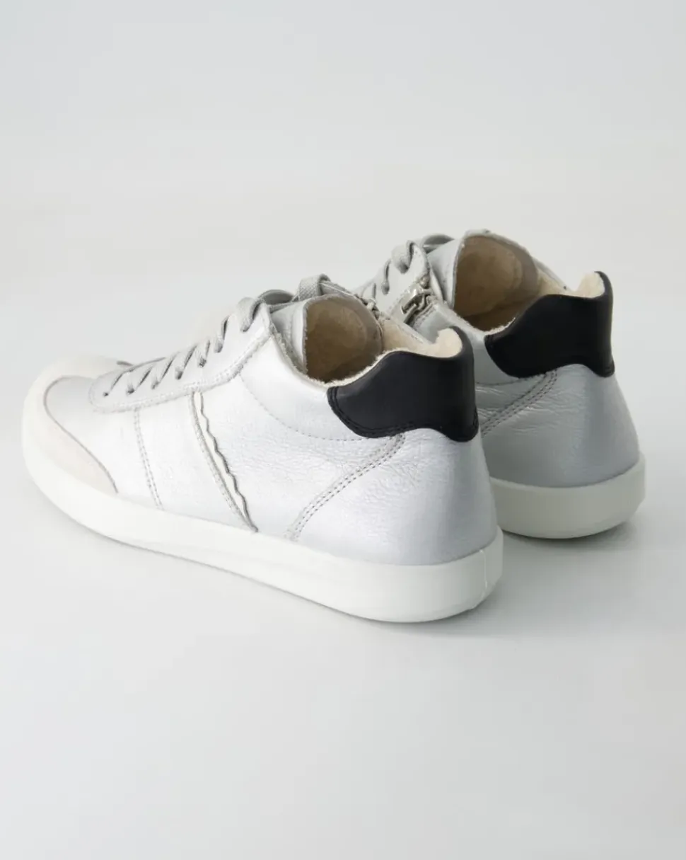 Silence Sneaker in Silber