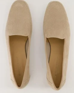 7426 Slipper in Beige