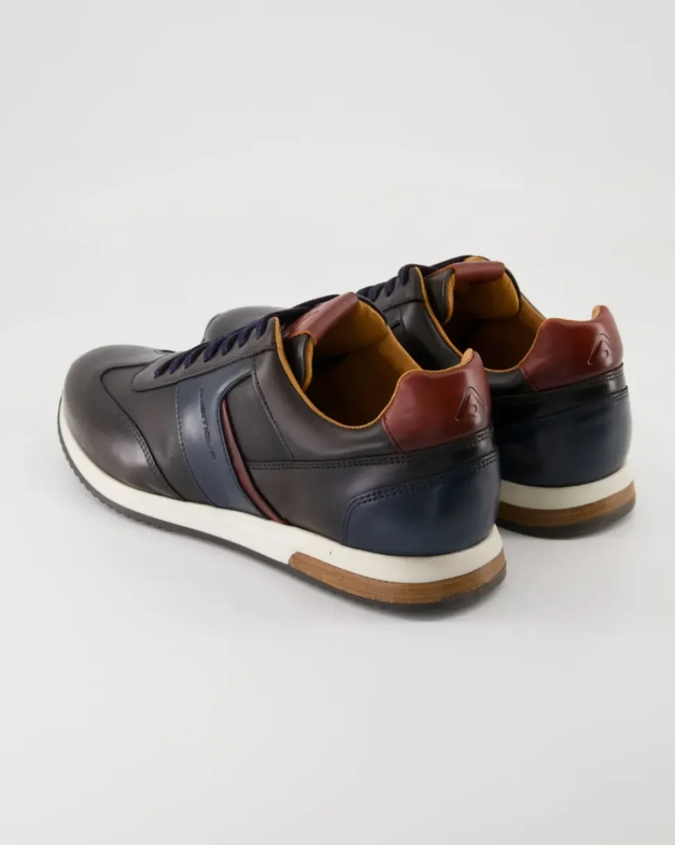 Slow Sneaker in Braun