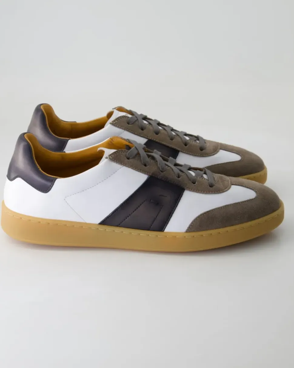 25851 Sneaker in Braun
