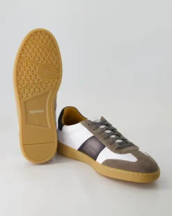 25851 Sneaker in Braun