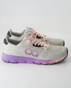 0002 Sneaker in Grau
