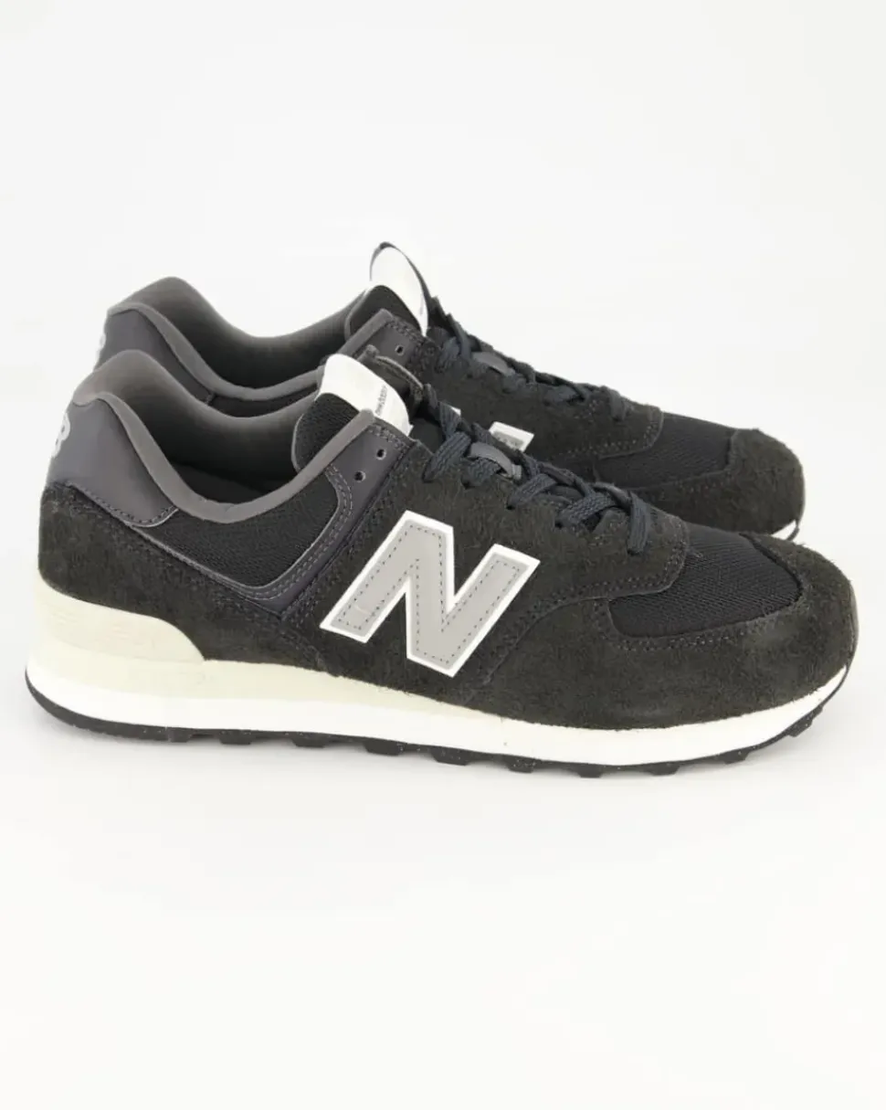 574 Sneaker in Schwarz