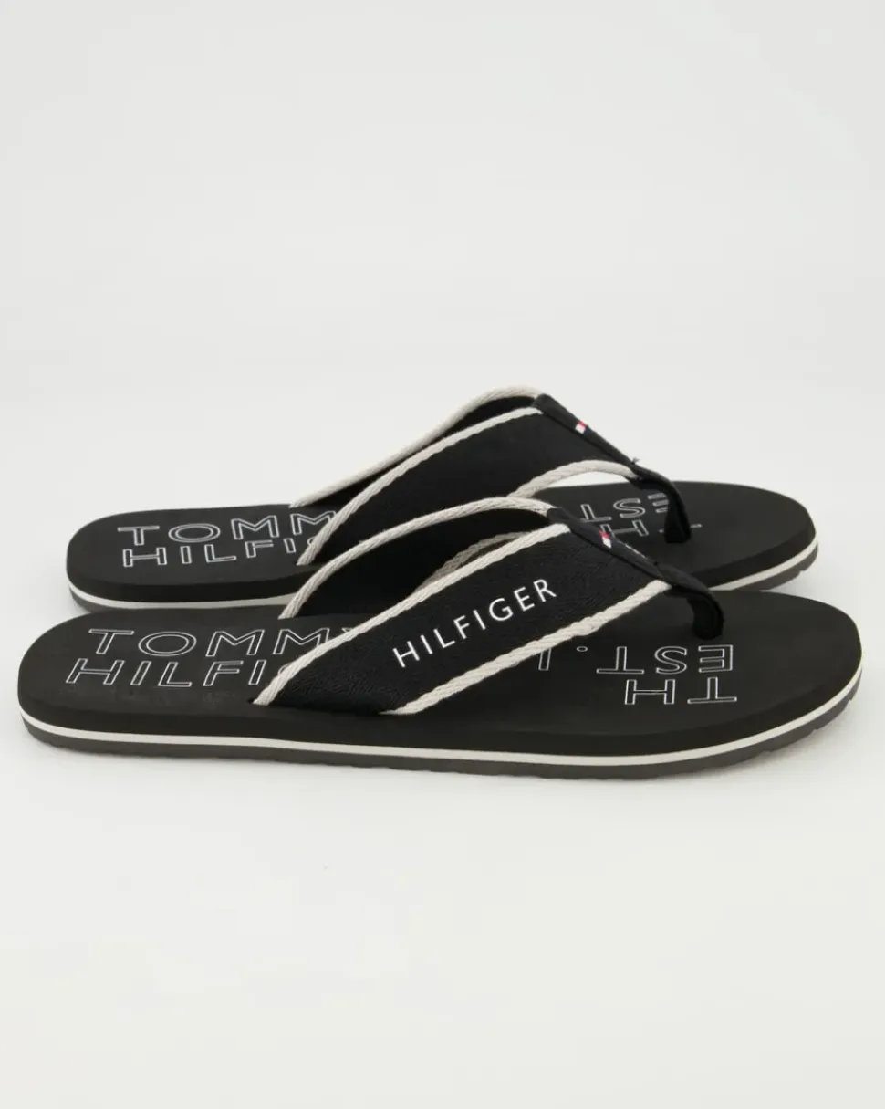 Sporty Beach Sandal Zehentrenner in Schwarz