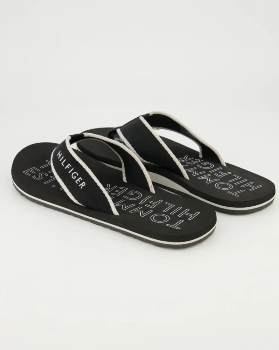 Sporty Beach Sandal Zehentrenner in Schwarz