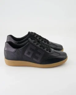 Steffi Sneaker