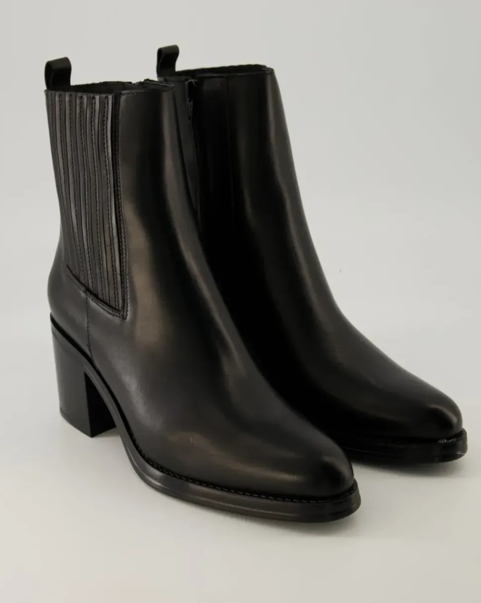 2403-17-05 Stiefeletten in Schwarz