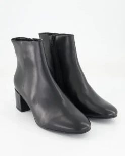 81341000100 Stiefeletten in Schwarz