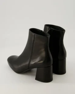 8101-034 Stiefeletten in Schwarz