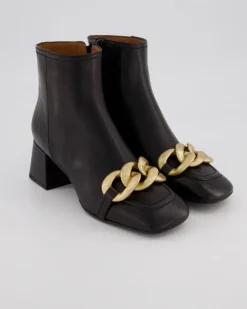 1552 Stiefeletten in Schwarz