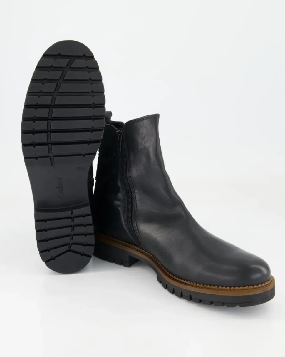 52.721.57 Stiefeletten in Schwarz