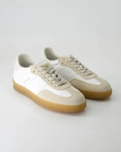 Swing Court Sneaker in Beige