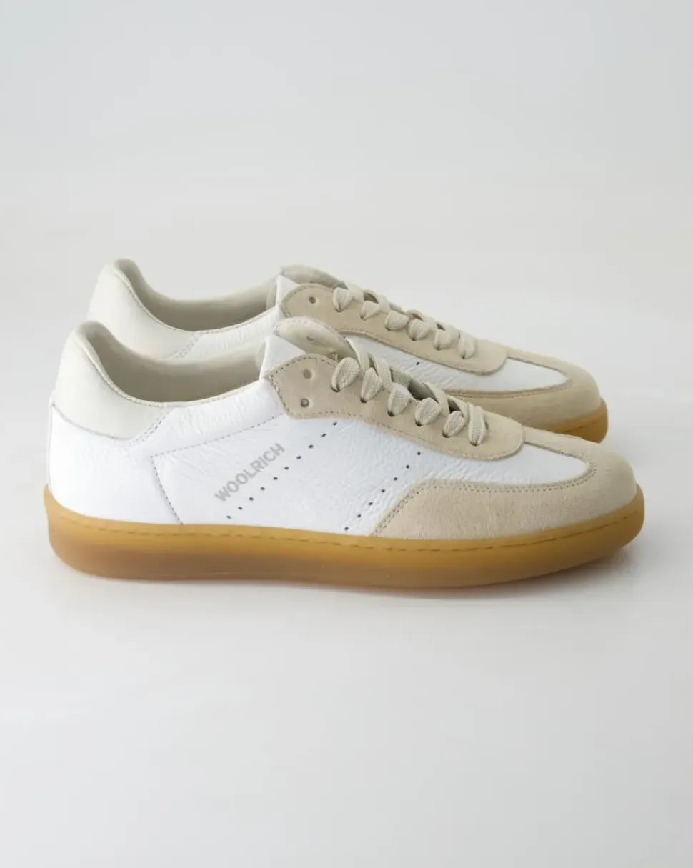 Swing Court Sneaker in Beige