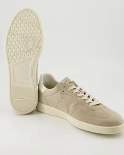 Swing Court Sneaker in Beige
