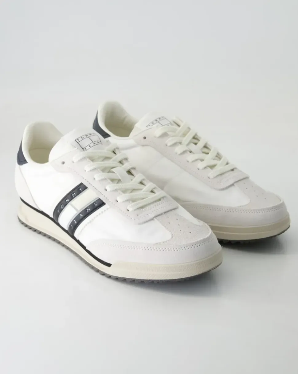 TJM RETRO RUNNER CLEATED Sneaker in Beige