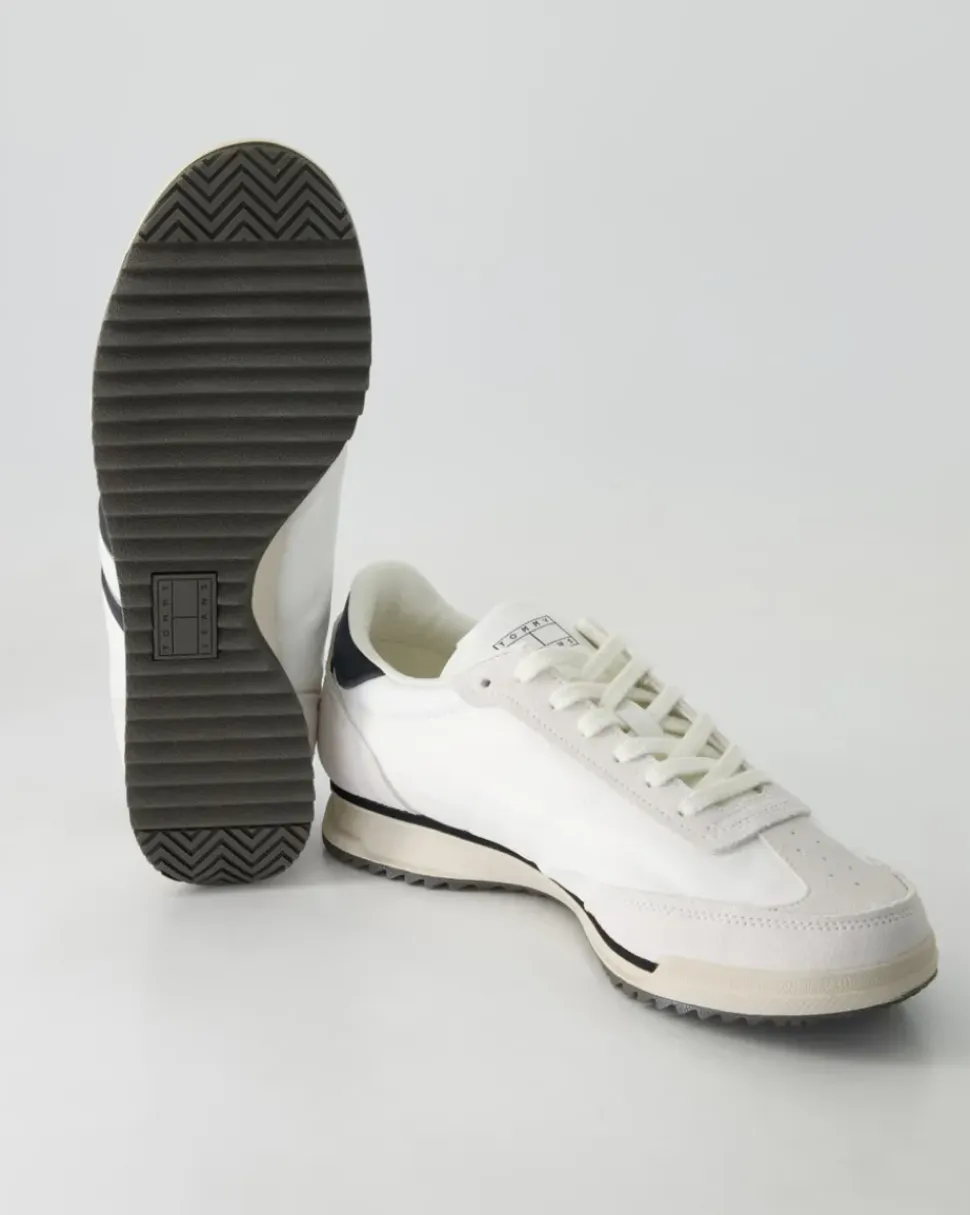 TJM RETRO RUNNER CLEATED Sneaker in Beige