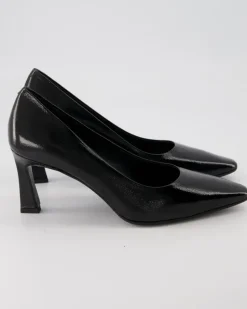 T02 Pumps in Schwarz