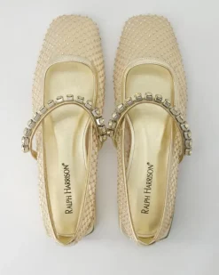 V250507 Ballerinas in Gold