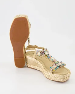 1004 Wedges in Beige