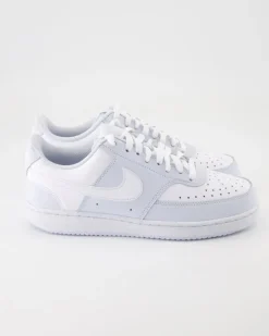 W Nike Court Vison Lo Sneaker in Grau