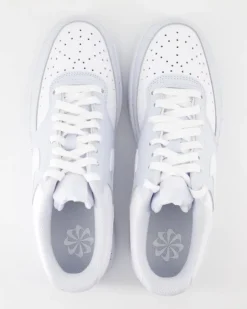 W Nike Court Vison Lo Sneaker in Grau