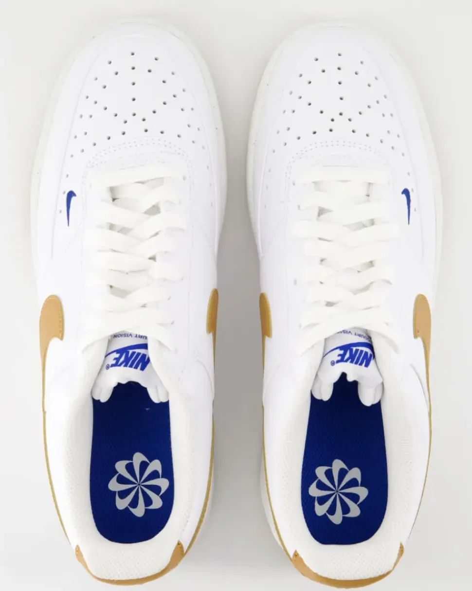 W Nike Court Vison Sneaker in Weiß