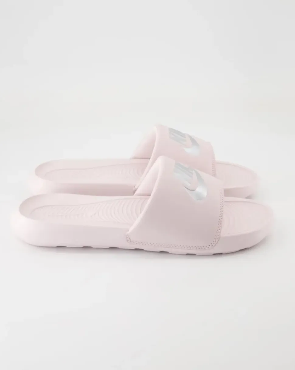 W Nike Victori Pantoletten in Rosa