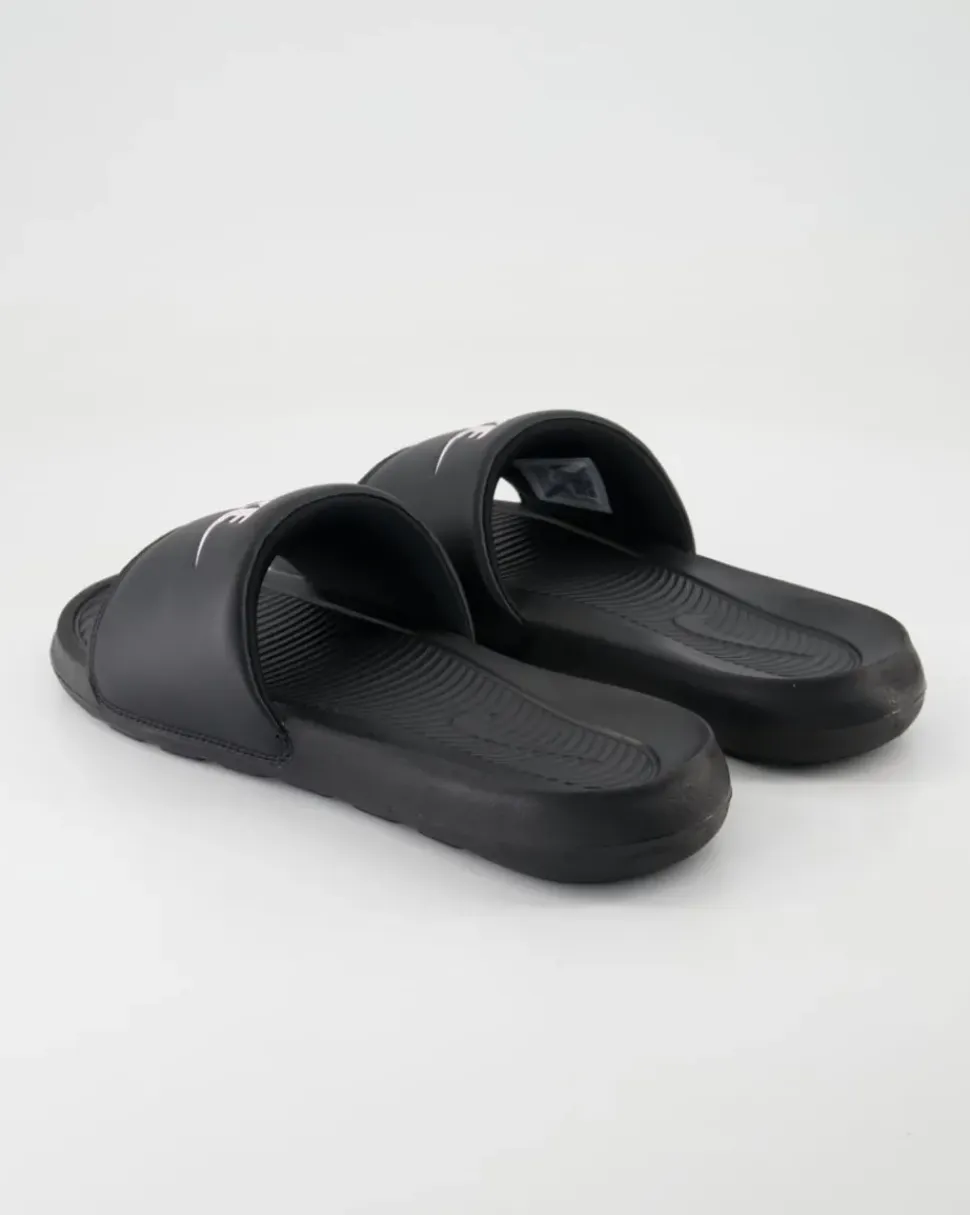 W Nike Victori Pantoletten in Schwarz