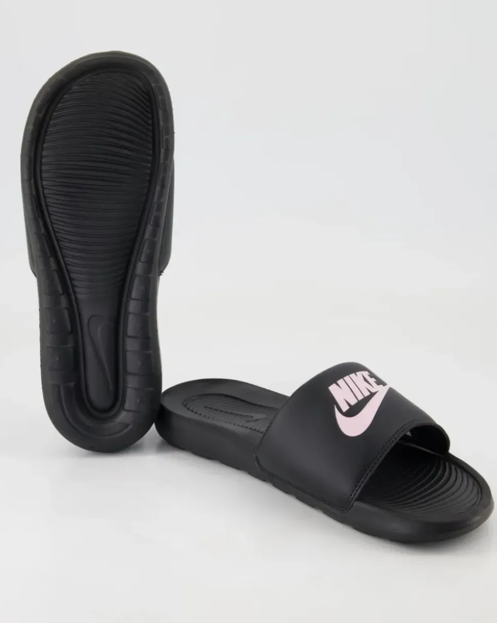 W Nike Victori Pantoletten in Schwarz