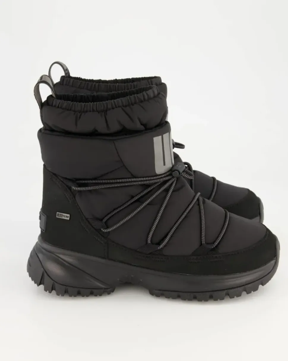 Yose Puffer Mid Winterschuhe in Schwarz